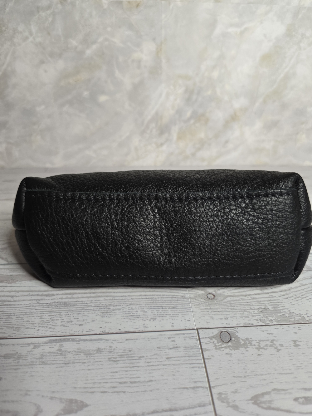 Eclipse Cosmetic Bag - Picture 6 of 7